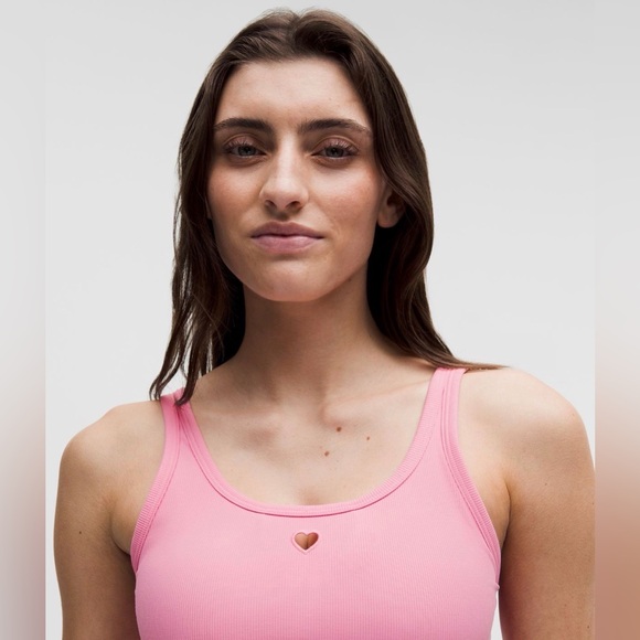 Lululemon Athletica Nulu Ribbed Scoopneck Bra Light Support B/C Cup Heart NWT - Picture 4 of 6